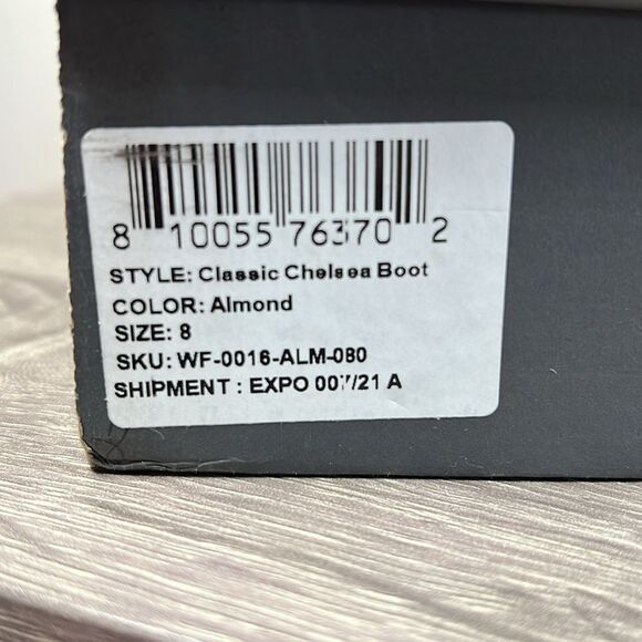 Nisolo Eva Everyday Chelsea Boots Shoes - Picture 10 of 10